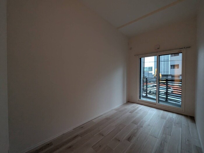 物件内観写真11　(居室)