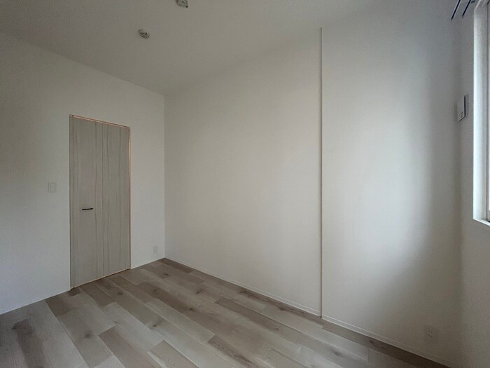 物件内観写真11　(居室)