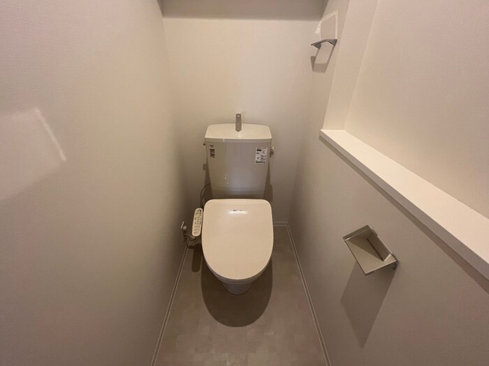 物件内観写真15　(トイレ)