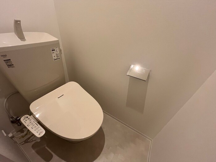 物件内観写真15　(トイレ)