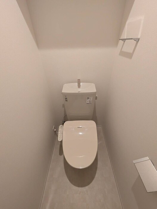 物件内観写真15　(トイレ)