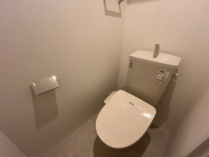 物件内観写真15　(トイレ)