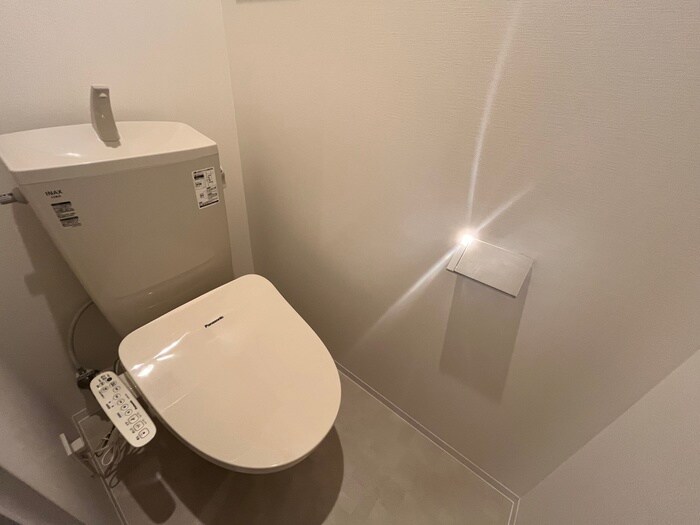 物件内観写真15　(トイレ)