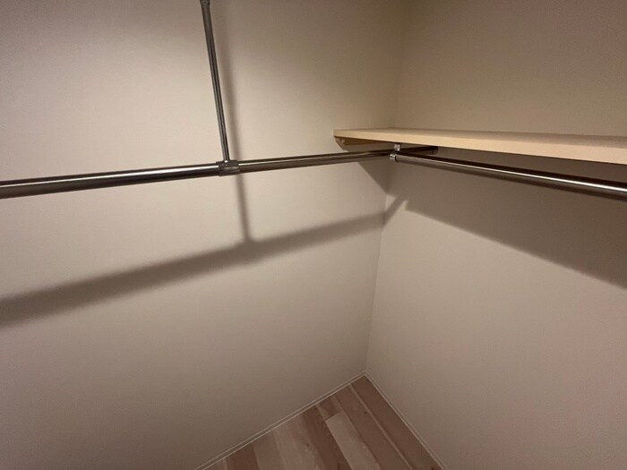 物件内観写真18　(収納)