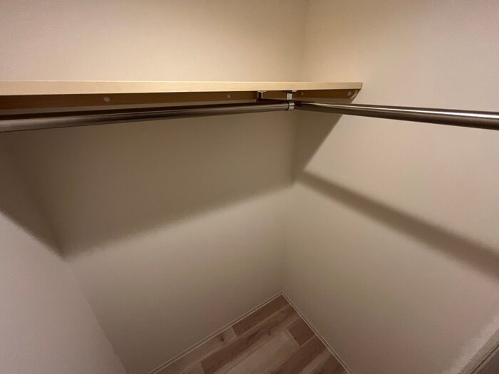 物件内観写真18　(収納)