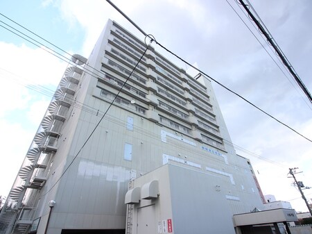 イースト平岸外観写真