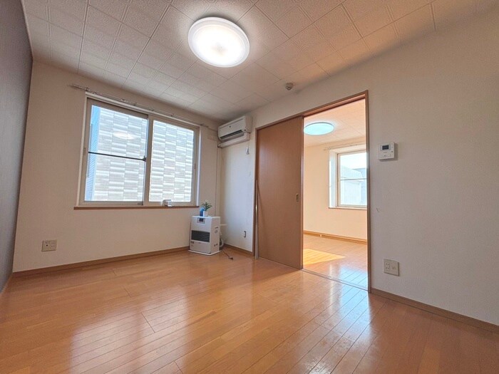 物件内観写真7　(居室)