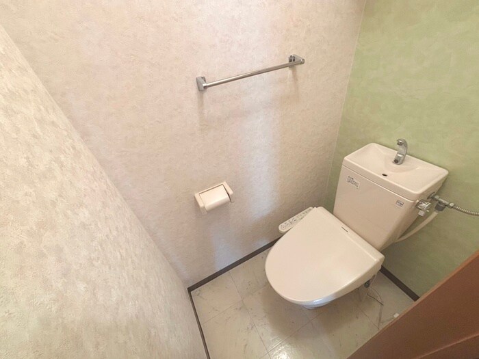 物件内観写真19　(トイレ)