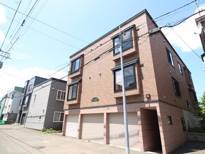 エルム－ン月寒中央外観写真