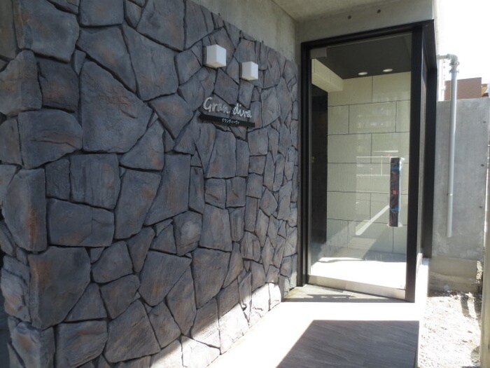 物件外観写真4　(外観写真)