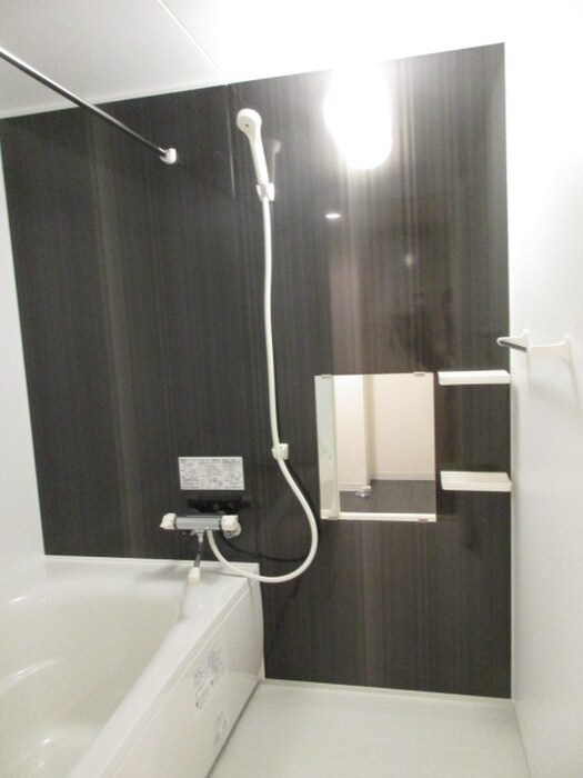 物件内観写真11　(バス／シャワールーム等)