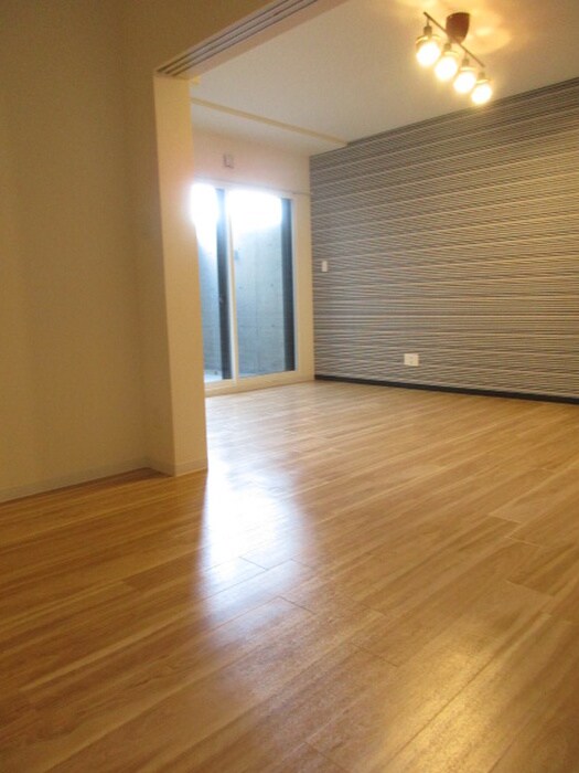 物件内観写真16　(居室)