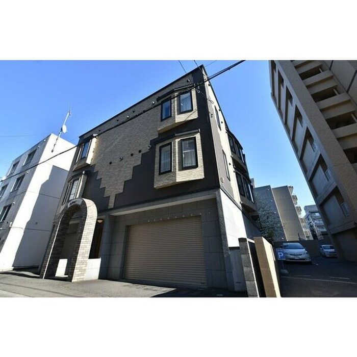 物件外観写真3　(外観写真)