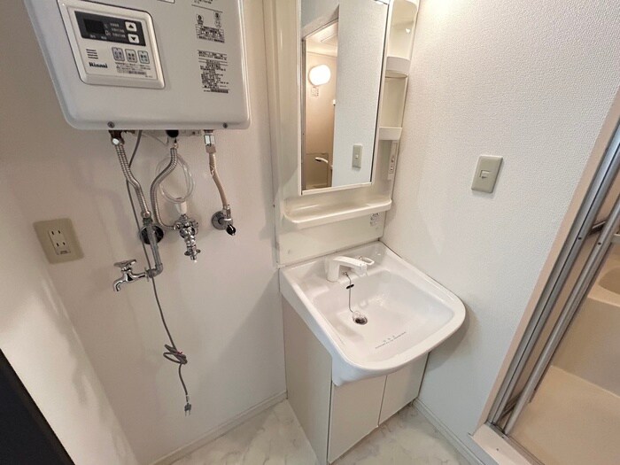 物件内観写真14　(洗面)