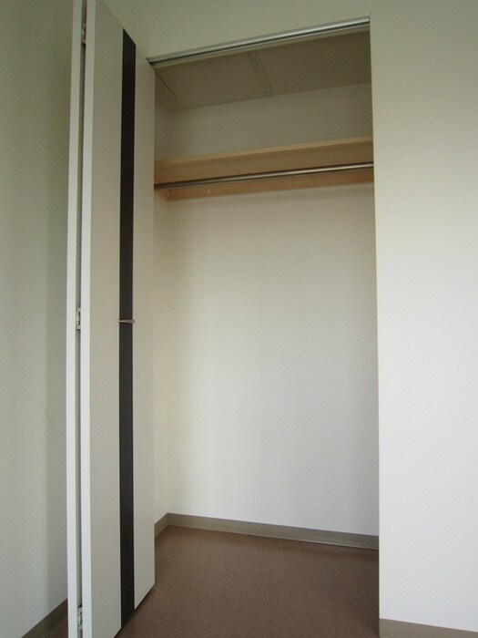 物件内観写真14　(収納)