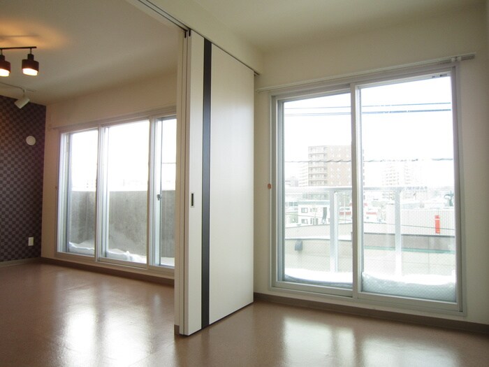 物件内観写真15　(居室)