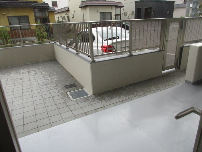 物件内観写真16　(室内からの展望)