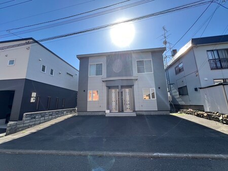 西野4-3テラスハウス外観写真