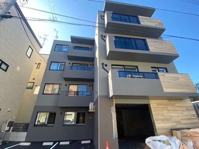 物件外観写真2　(外観写真)