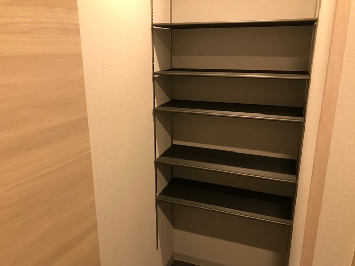 物件内観写真20　(廊下)