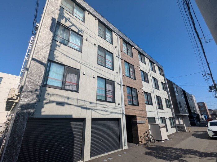 物件外観写真1　(建物設備)