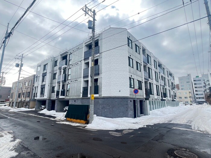 物件外観写真2　(外観写真)