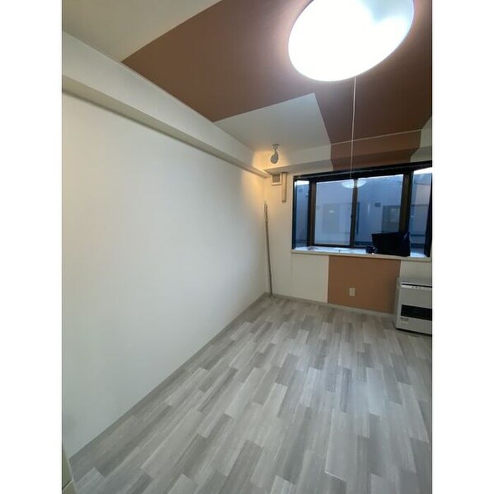 物件内観写真3　(居室)