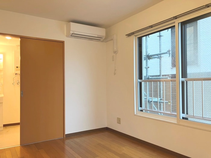 物件内観写真10　(居室)