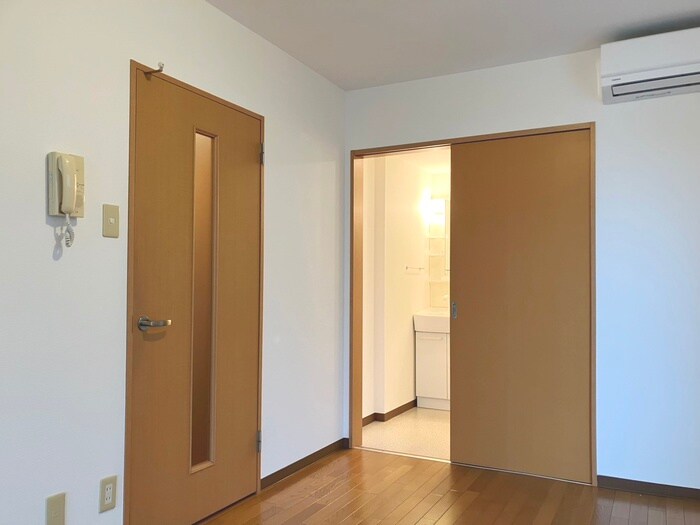 物件内観写真12　(居室)