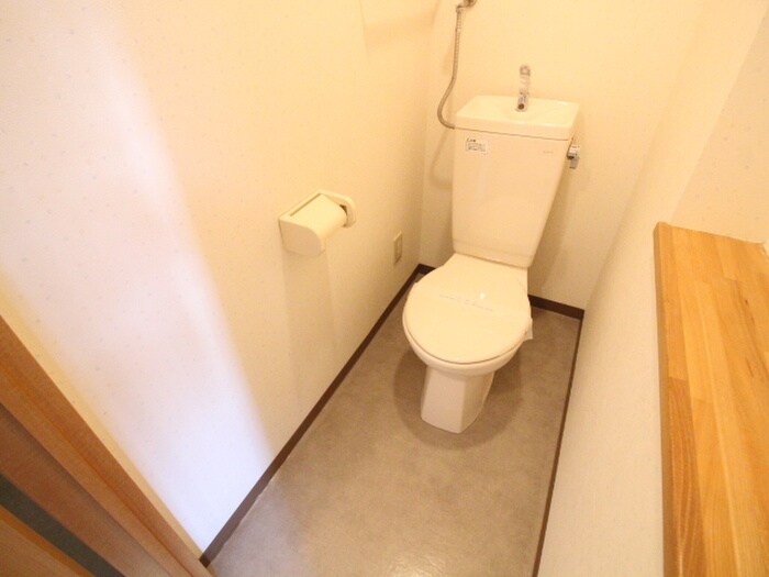 物件内観写真15　(トイレ)