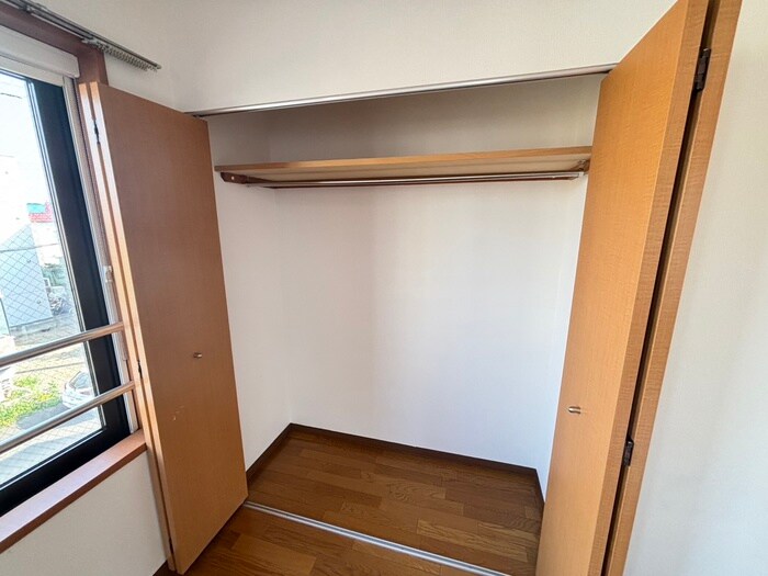 物件内観写真18　(収納)