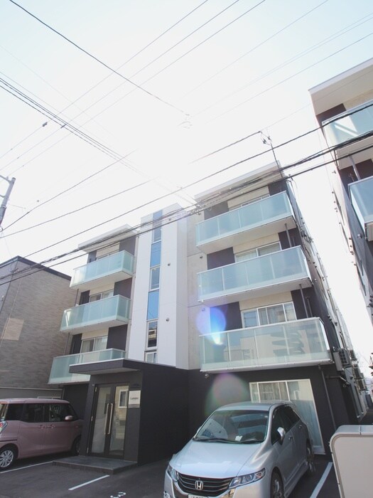 物件外観写真2　(外観写真)