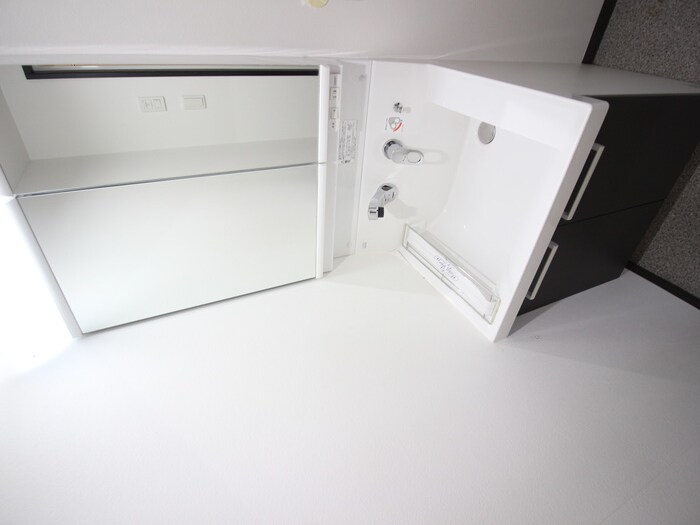 物件内観写真13　(洗面)