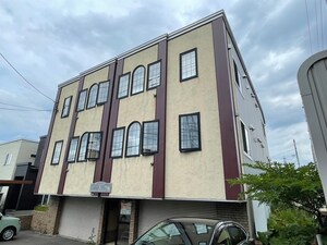 フォレスト北野通外観写真