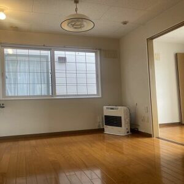 物件内観写真3　(居室)