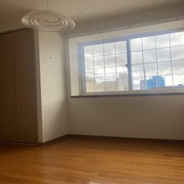 物件内観写真10　(居室)