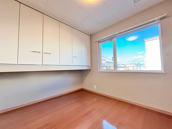 物件内観写真11　(居室)