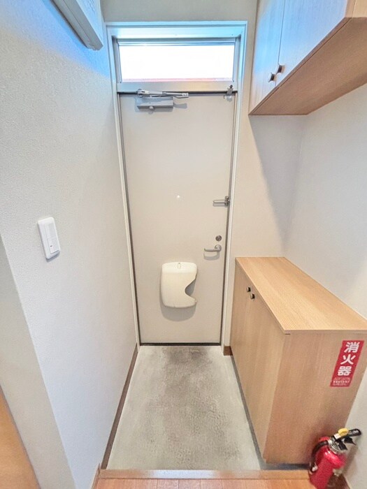 物件内観写真20　(玄関)