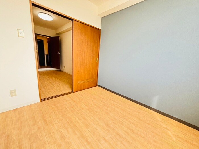 物件内観写真18　(居室)