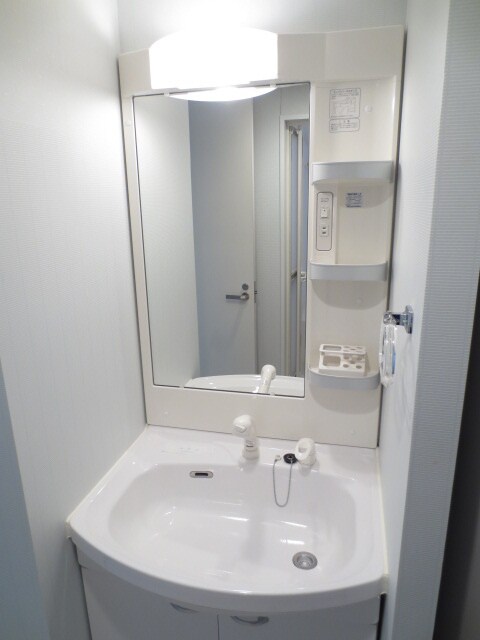 物件内観写真13　(洗面)