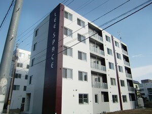 ＬＥＥ ＳＰＡＣＥ平岸Ａ外観写真