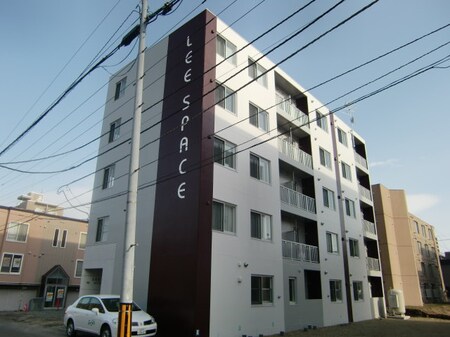 ＬＥＥ ＳＰＡＣＥ平岸Ｂ外観写真