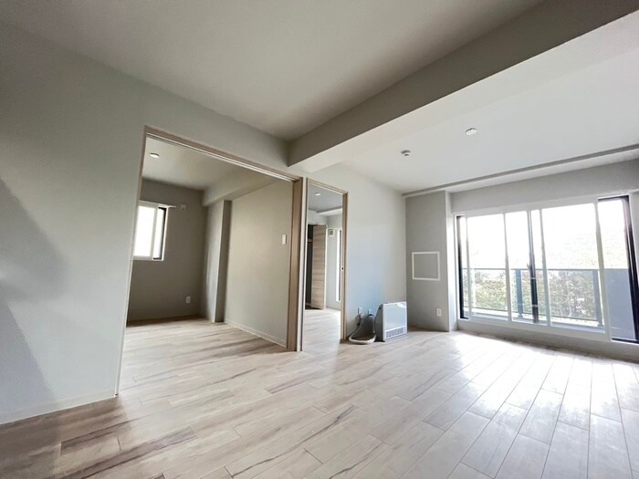 物件内観写真9　(居室)