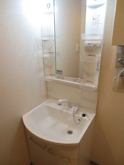 物件内観写真13　(洗面)