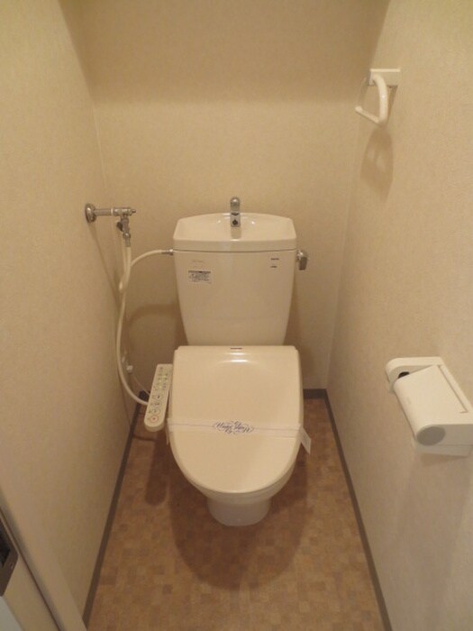 物件内観写真15　(トイレ)