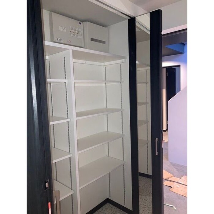 物件内観写真10　(靴箱)