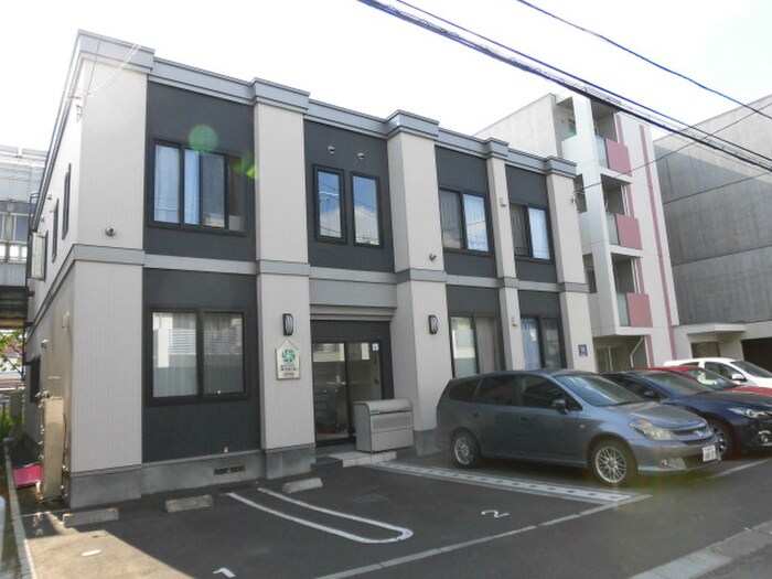 物件外観写真1　(外観写真)