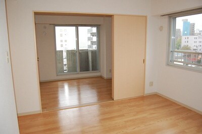 物件内観写真9　(居室)