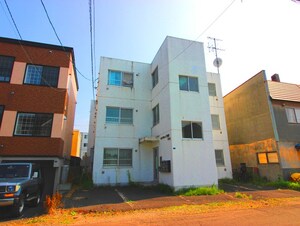 セントラルハイツ発寒中央外観写真
