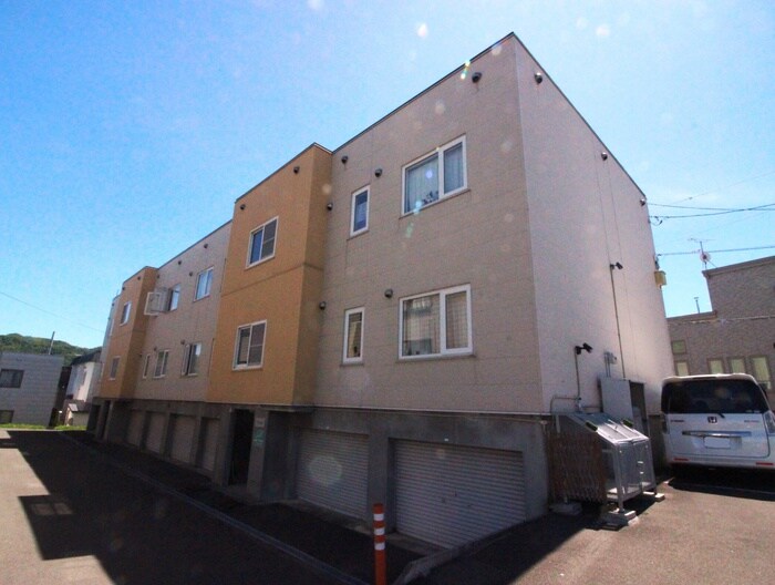 物件外観写真1　(外観写真)